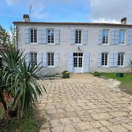 Holiday home Le Pre Aux Moines *