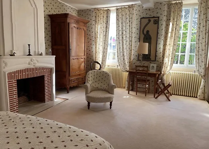 Дом отдыха Le Pre Aux Moines Fontcouverte (Charente-Maritime)