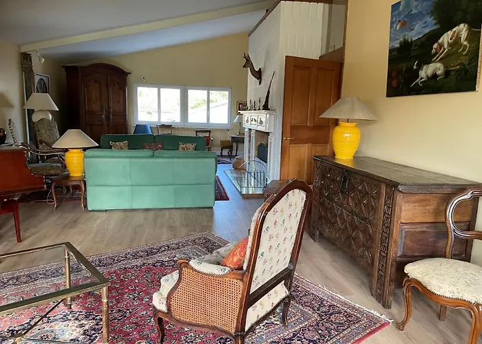 Le Pre Aux Moines Дом отдыха *